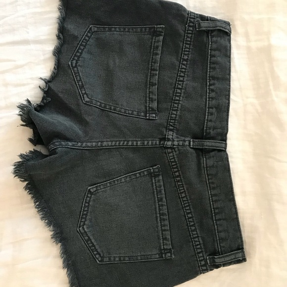 Free people black button fly shorts - Picture 3 of 3